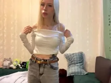 superbdolls – webcam model profile photo Image 4