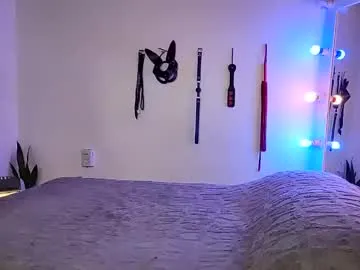 smoking4sex – webcam model profile photo Image 11