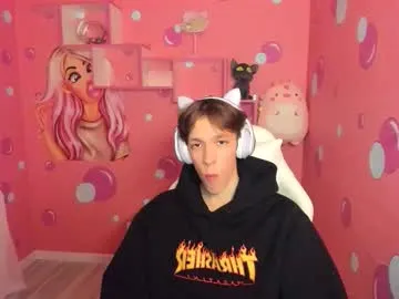 Ninjainia – webcam model profile photo Image 2