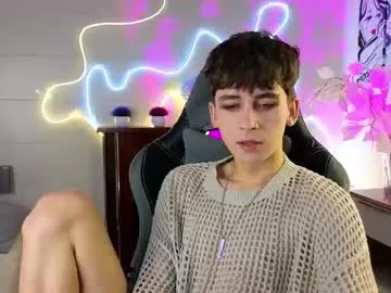 queeneliaa_ – webcam model profile photo Image 13