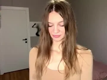 hotchubently – webcam model profile photo Image 5