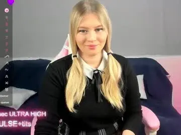 nikkysmiith – webcam model profile photo Image 2