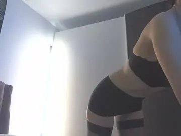 informal_ – webcam model profile photo Image 2