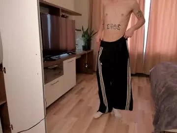 skinnys_couple_ – webcam model profile photo Image 2