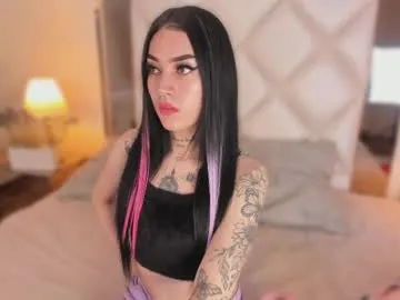 informal_ – webcam model profile photo Image 13