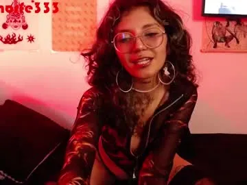 emmasky69 – webcam model profile photo Image 2