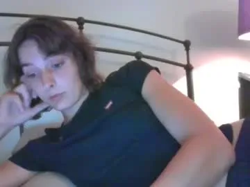 krisi_kiss – webcam model profile photo Image 14