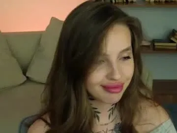 mia_chill Image 13