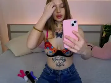 mia_chill Image 2