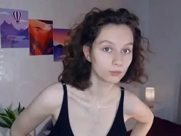 mia_frizz Image 2