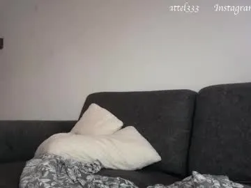 miablueye – webcam model profile photo Image 6