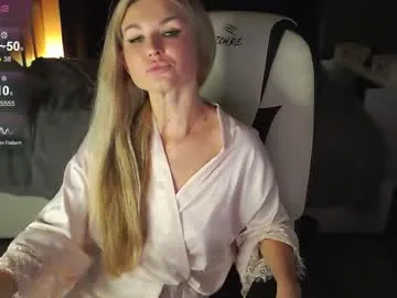 kaylaaaa111 – webcam model profile photo Image 18