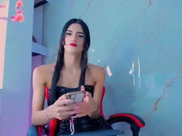 martinaguzmann – webcam model profile photo Image 2