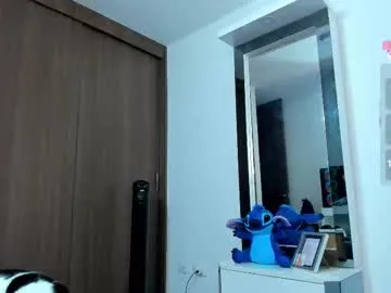 sana_minatozaki – webcam model profile photo Image 14