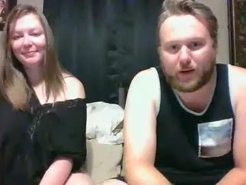 midwestlovers1990 – webcam model profile photo