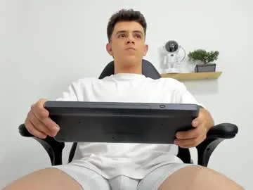 fixielu – webcam model profile photo Image 13