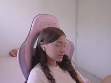 kitty__sophie – webcam model profile photo Image 15