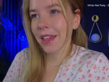 funny_to_see_you_here – webcam model profile photo Image 19