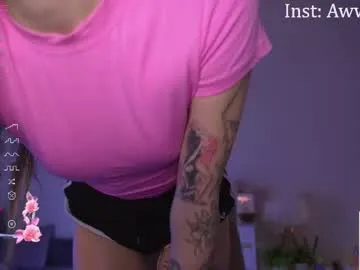 informal_ – webcam model profile photo Image 9