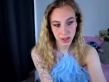 LedaBun – webcam model profile photo Image 13