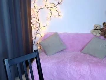 LedaBun – webcam model profile photo Image 8