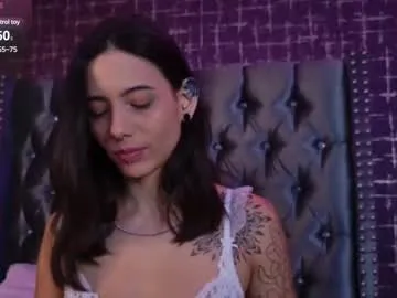 amelietarson – webcam model profile photo Image 11