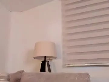 cosmic_girll – webcam model profile photo Image 9