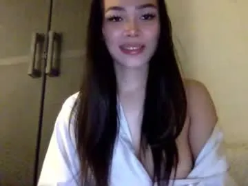 bright_diamonds_054 – webcam model profile photo Image 6