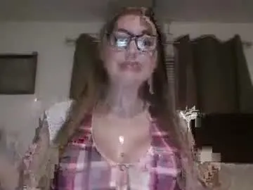 bella_stewartt – webcam model profile photo Image 2