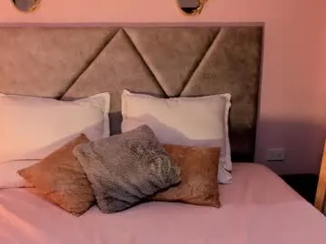 shinyways – webcam model profile photo Image 10