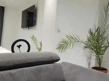 funny_to_see_you_here – webcam model profile photo Image 6