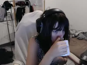 RayleWilliss – webcam model profile photo Image 13