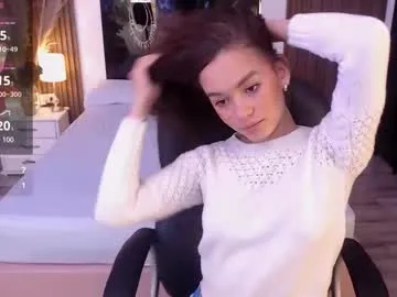 single_fox_4u – webcam model profile photo Image 4