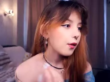caitlinmoon – webcam model profile photo Image 2