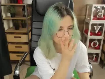 hayleyreign – webcam model profile photo Image 3