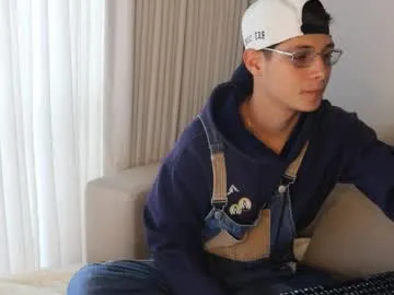 sary_hott – webcam model profile photo Image 17