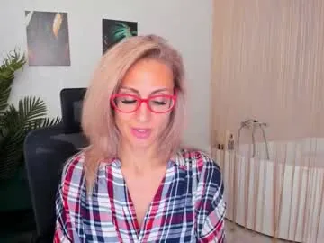 _sirine_ – webcam model profile photo Image 18