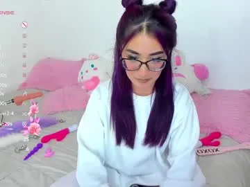 emma_curvy1 – webcam model profile photo Image 9