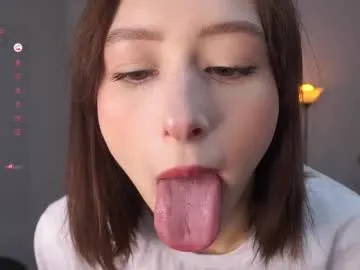 bella_pocahontas3 – webcam model profile photo Image 3