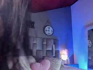 kendal_06 – webcam model profile photo Image 2