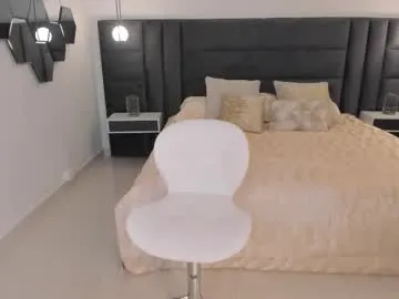 naomisainz Image 7