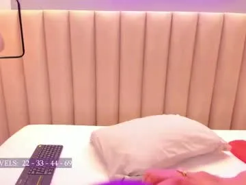 lanie__ – webcam model profile photo Image 6