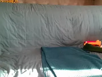 little_yena – webcam model profile photo Image 15