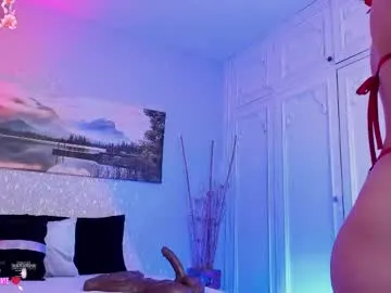 girl_mila – webcam model profile photo Image 11