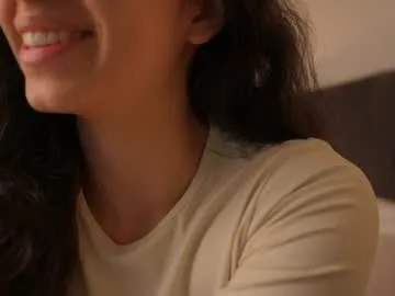 mariana_allen – webcam model profile photo Image 16