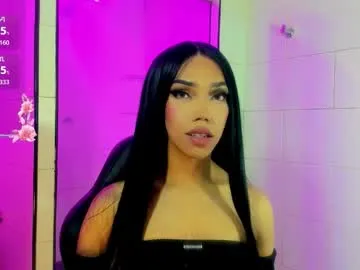 sigmasian – webcam model profile photo Image 7