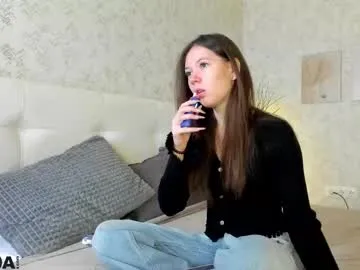 violeet_ash – webcam model profile photo Image 15