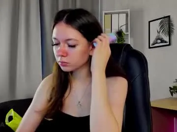 violeet_ash – webcam model profile photo Image 4