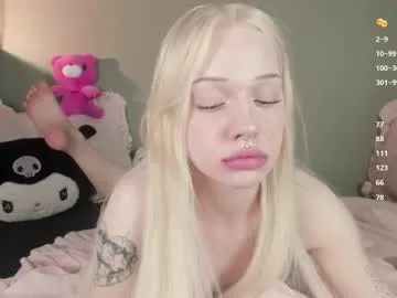 scarlett_witch__ – webcam model profile photo Image 13