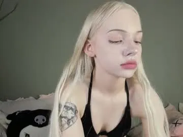 scarlett_witch__ – webcam model profile photo Image 5